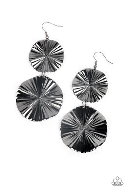 In Your Wildest FAN-tasy - black - Paparazzi earring