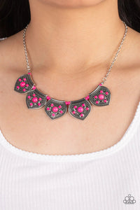 BADLANDS BASIN PINK NECKLACE