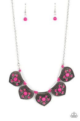 BADLANDS BASIN PINK NECKLACE