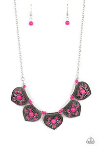 BADLANDS BASIN PINK NECKLACE