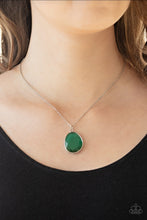 Laden Sie das Bild in den Galerie-Viewer, Icy Opalescence Green Necklace - SC Bling Boutique