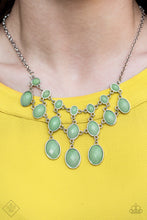 Cargar imagen en el visor de la galería, Mermaid Marmalade Green Necklace - SC Bling Boutique