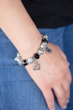 Laden Sie das Bild in den Galerie-Viewer, Fabulously Flirty Black Bracelet - SC Bling Boutique