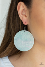 Laden Sie das Bild in den Galerie-Viewer, SEA Where It Goes - Green earring - SC Bling Boutique