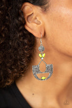 Laden Sie das Bild in den Galerie-Viewer, Modern Day Mecca - Yellow Earring - SC Bling Boutique