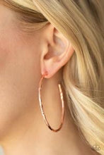 Laden Sie das Bild in den Galerie-Viewer, Loop De Hoop Cooper Earring - SC Bling Boutique