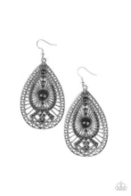 Laden Sie das Bild in den Galerie-Viewer, Just Dropping By Black Earring - SC Bling Boutique