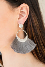 Laden Sie das Bild in den Galerie-Viewer, Spartan Spirit Silver Earring Post - SC Bling Boutique