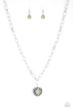 Cargar imagen en el visor de la galería, No Love Lost Green Necklace - SC Bling Boutique