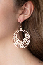 Laden Sie das Bild in den Galerie-Viewer, Petal Promenade Rose Gold - SC Bling Boutique