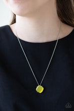 Cargar imagen en el visor de la galería, You GLOW Girl Yellow Necklace - SC Bling Boutique