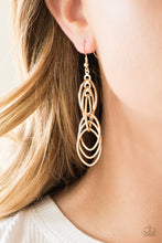 Cargar imagen en el visor de la galería, Tangle Tango Earring Gold - SC Bling Boutique