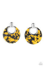 Laden Sie das Bild in den Galerie-Viewer, Metro Zoo Yellow Earring - SC Bling Boutique