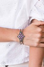 Cargar imagen en el visor de la galería, Go With The FLORALS Purple Bracelet - SC Bling Boutique