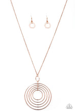 Laden Sie das Bild in den Galerie-Viewer, Running Circles In My Mind Rose Gold Necklace - SC Bling Boutique